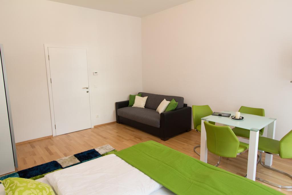 Checkvienna - Lassallestrasse Pokoj fotografie